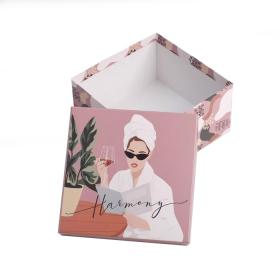 Подарочная упаковка Коробка подарочная квадратная Girl 18  18  9,5 см. фото