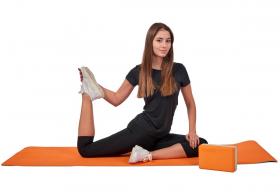 Bradex Нескользящий двухслойный коврик для йоги и фитнеса, 183х61х0,6 см. фото